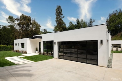 9924 Liebe Dr, Beverly Hills, CA 90210 - photo 5