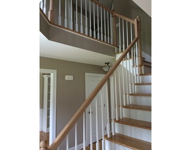 3 Sara Ln, Southampton, MA 01073 - photo 6