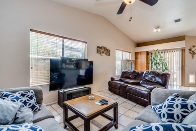 LIving/Greatroom