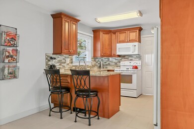 9 Bechstein Dr, Matawan, NJ 07747 - photo 7