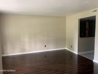 102 Acorn Ct, Jacksonville, NC 28540 - photo 7