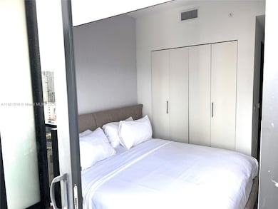 The Elser unit 2215, Miami, FL 33132 - photo 5