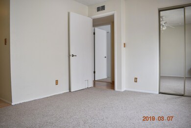 517 E Roanoke Ave unit D, Phoenix, AZ 85004 - photo 5
