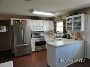 203 Barber Dr, Copperas Cove, TX 76522 - photo 6