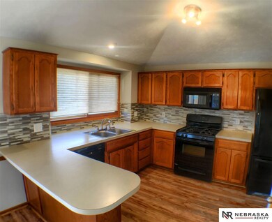 5127 N 129th St, Omaha, NE 68164 - photo 4