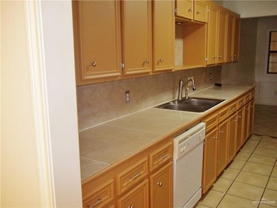 2016 S 5th St unit 16, McAllen, TX 78503 - photo 3