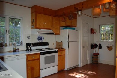 23 Berkshire Heights Rd, Great Barrington, MA 01230 - photo 5