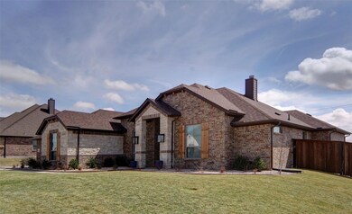 2121 Vanderbilt Dr, Weatherford, TX 76088 - photo 2