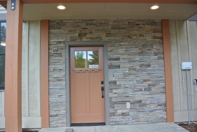 360 S Pine Meadow St unit 6, Sisters, OR 97759 - photo 2