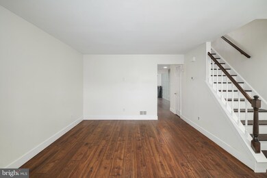 225 Leedom Way unit 103, Newtown, PA 18940 - photo 3