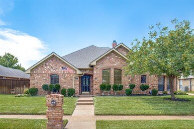 3825 Edgewater Dr, Bedford, TX 76021 - photo 3