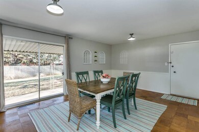 Can be used as family room, dining room, or whatev