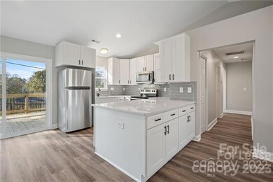 118 Garden St, Troutman, NC 28166 - photo 6