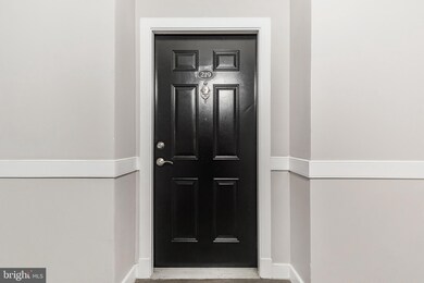 12953 Centre Park Cir unit 219, Herndon, VA 20171 - photo 3