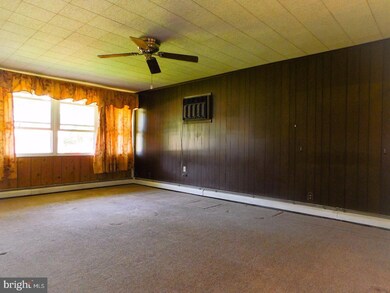 219 Brookside Rd, Norristown, PA 19401 - photo 6