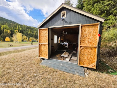 10755 OLD RIVER RD, Kingston, ID 83839