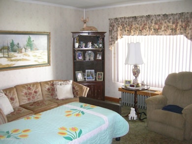 1408 Amherst St, Scranton, PA 18504 - photo 6