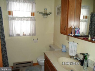 96 Rock Spring Ln, Shepherdstown, WV 25443 - photo 5