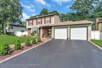 9 Flintlock Dr, Howell, NJ 07731 - photo 6