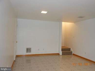 13 Sparrow Valley Ct, Montgomery Village, MD 20886 - photo 7