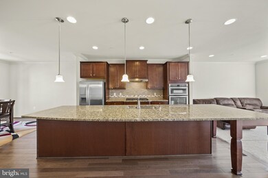 13758 Foggy Glen Dr, Silver Spring, MD 20906 - photo 4