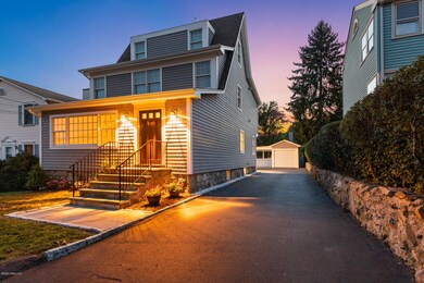 40 Sheephill Rd, Riverside, CT - Twiligh
