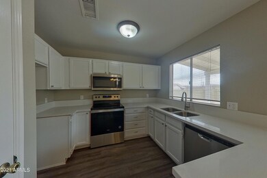 644 S Criss St Chandler AZ-print-007-010