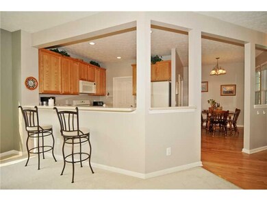 12815 Barons Ct, Fishers, IN 46037 - photo 4