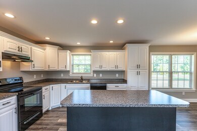 424 Cresthill Dr, Harrodsburg, KY 40330 - photo 6