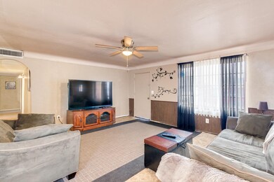 LIVING ROOM 3
