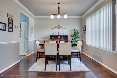 06Dining_Room