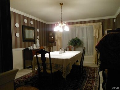 Dining Room (1)