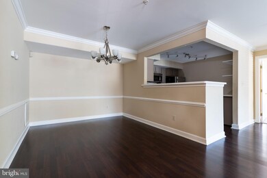 9220 Cardinal Forest Ln unit 9220D, Lorton, VA 22079 - photo 5
