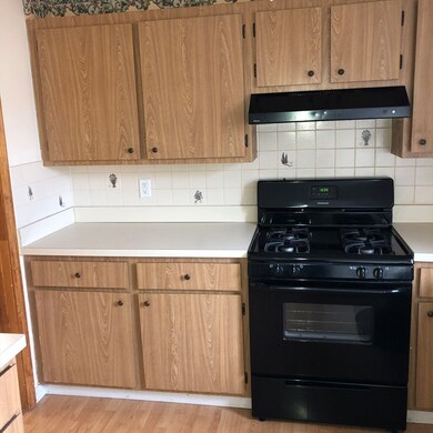 126 Willard St unit K, Lowell, MA 01850 - photo 2