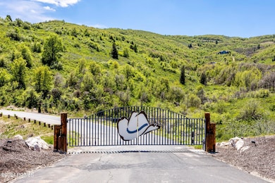 005_04-6567echaparralroad04_124