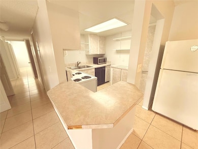 910 Lake Destiny Rd unit E, Altamonte Springs, FL 32714 - photo 3