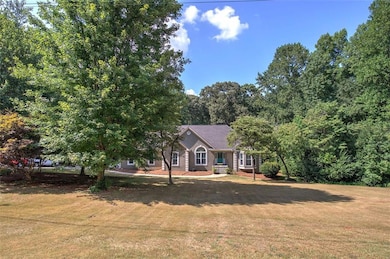 915 Oak Grove Rd, Carrollton, GA 30117 - photo 2