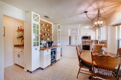 6532 Sherri Ln, North Richland Hills, TX 76182 - photo 5