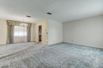 722 Montego Rd E, Jacksonville, FL 32216 - photo 7