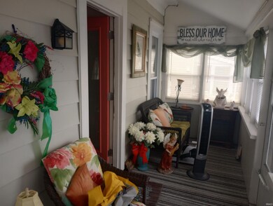 1166 Mckinley Ave, Vincennes, IN 47591 - photo 7