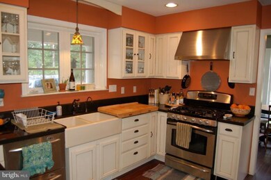 492 Mercys Dr, Middletown, VA 22645 - photo 7