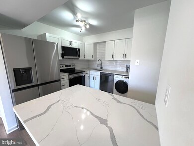 11311 Laurelwalk Dr, Laurel, MD 20708 - photo 6