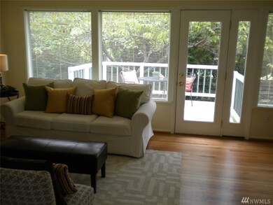 1020 Grandview St, Edmonds, WA 98020 - photo 6