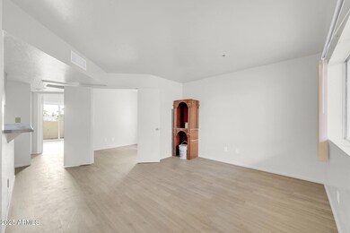 12123 W Bell Rd unit 241-3