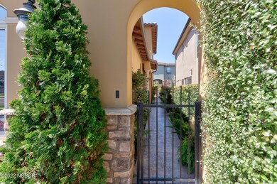 gate
