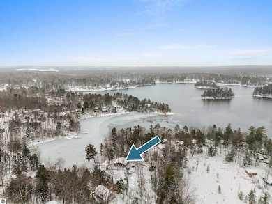 4307 Balsam Cir, Traverse City, MI 49696 - photo 3