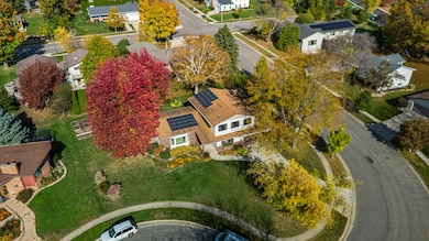 3716 Lexington Cir, Middleton, WI 53562 - photo 4