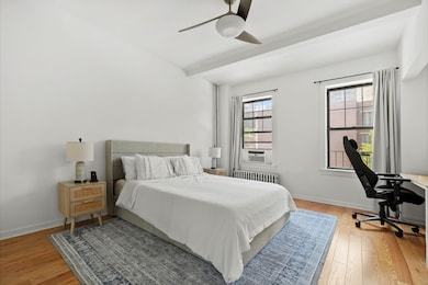 141 E 3rd St unit 4 B, New York, NY 10009 - photo 5