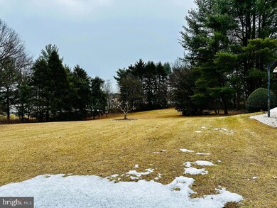 #12 Heckman Dr, Saint Thomas, PA 17252 - photo 2