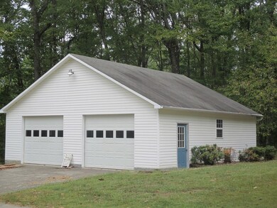 125 Cardis Rd, Axton, VA 24054 - photo 5